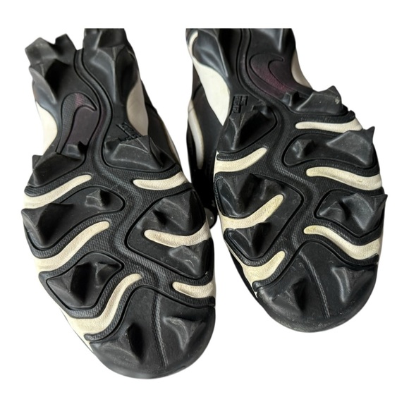 Air Jordan 1 GS Mid Cleats, Youth size 6 Baseball Football - Picture 9 of 10